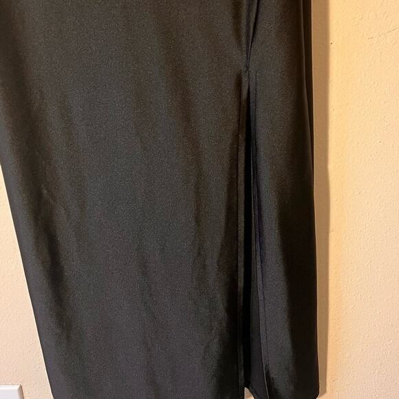 Popular 21 Sleek Black Bodycon Full Length W/ Side Slit Women’s Large - Picture 7 of 7